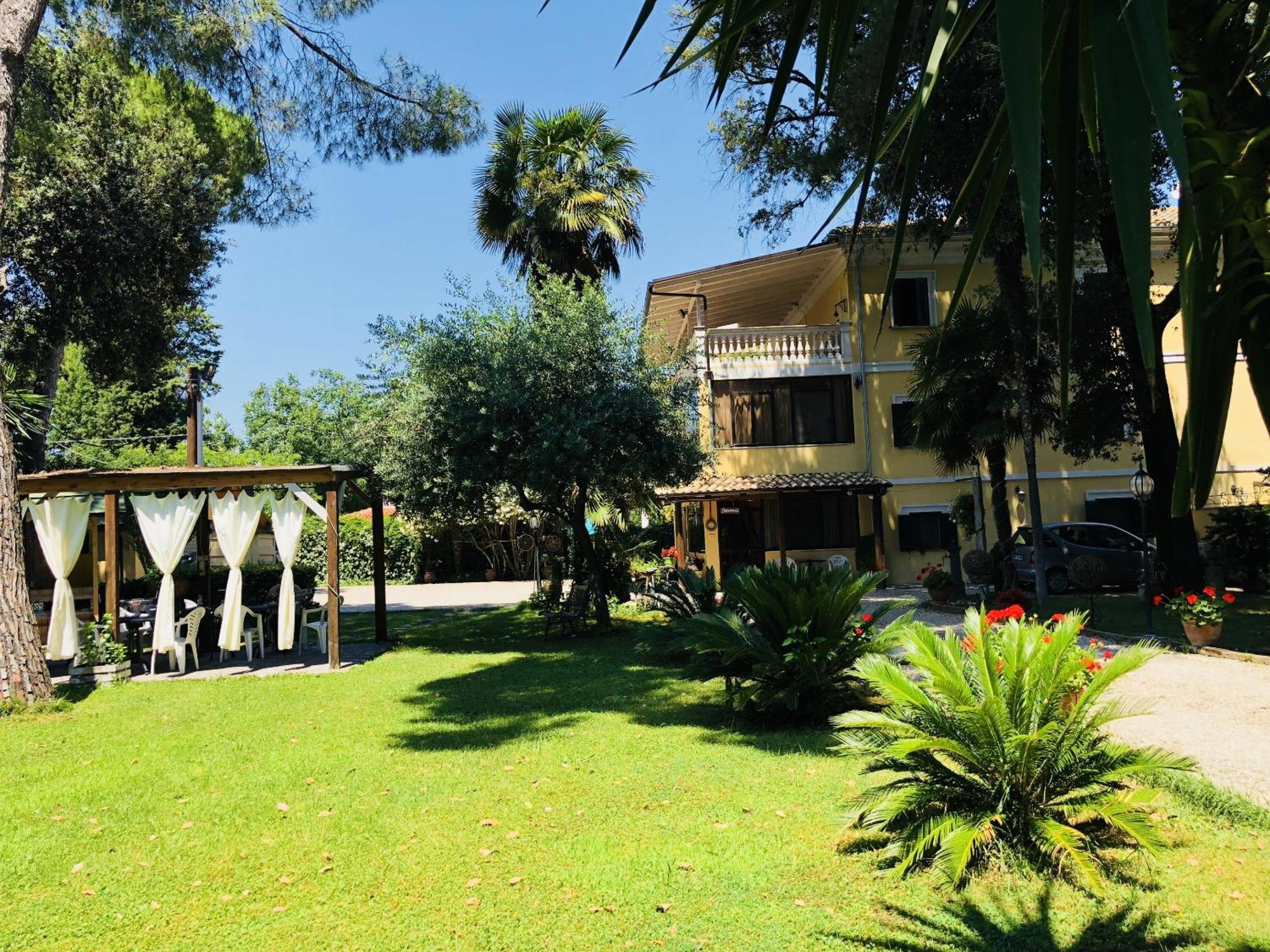 Villa Berghella Montesilvano Marina Exteriér fotografie